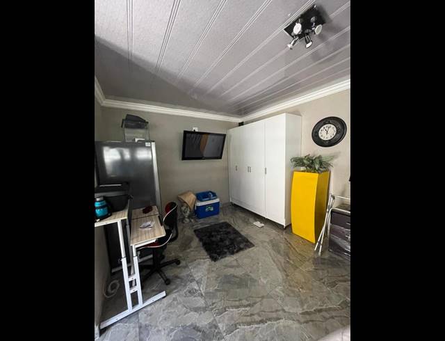 3 BEDROOM HOUSE FOR SALE IN WITPOORTJIE